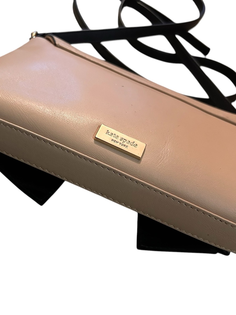 Kate Spade - Quiet Luxury - Retro - Small Crossbody Bag - Black & Nude - Picture 4 of 9